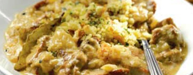 Pork with Apple and Cider Print Recipe Type: Main Author: Bord Bía Cook time: 1 hour 30 mins Total time: 1 hour 30 mins Serves: 4 A lovely creamy pork...
